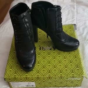 Gianni Bini Booties